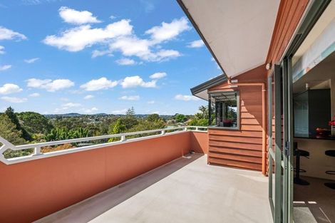 Photo of property in 199a Godley Road, Titirangi, Auckland, 0604