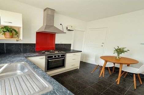 Photo of property in 108 The Parade, Island Bay, Wellington, 6023