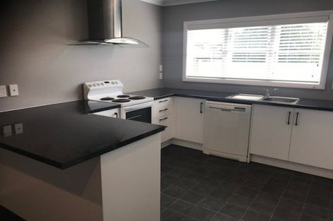 Photo of property in 9 Tern Place, Hokowhitu, Palmerston North, 4410