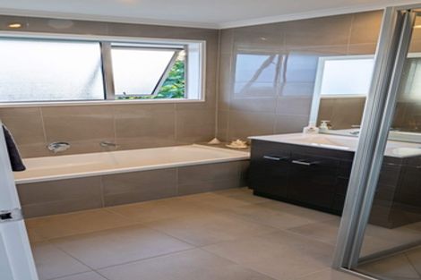 Photo of property in 7 Laly Haddon Place, Matakana, Warkworth, 0985