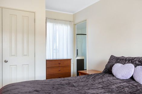 Photo of property in 2 Elwarth Way, Ranui, Auckland, 0612
