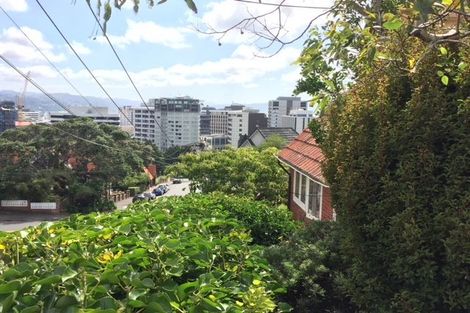 Photo of property in 81 Bolton Street, Kelburn, Wellington, 6012