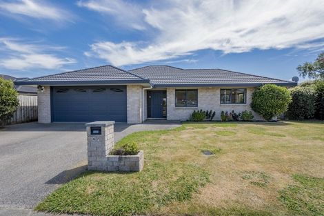 Photo of property in 67 Awatea Avenue, Paraparaumu, 5032