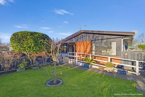 Photo of property in 24 Usherwood Crescent, Akina, Hastings, 4122