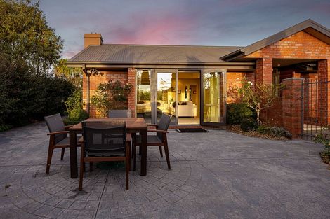 Photo of property in 14 Dunmurry Place, Casebrook, Christchurch, 8051
