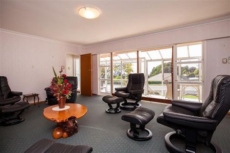 Photo of property in 383 Devon Street West, Lynmouth, New Plymouth, 4310