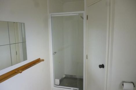 Photo of property in 2/33 Curacao Place, Half Moon Bay, Auckland, 2012