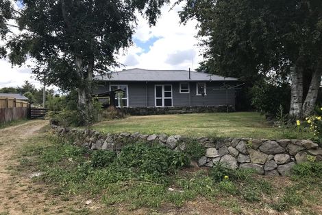 Photo of property in 4 Kahu Street, Utuhina, Rotorua, 3015