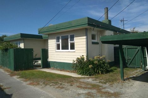 Photo of property in 9 Palmers Road, New Brighton, Christchurch, 8083