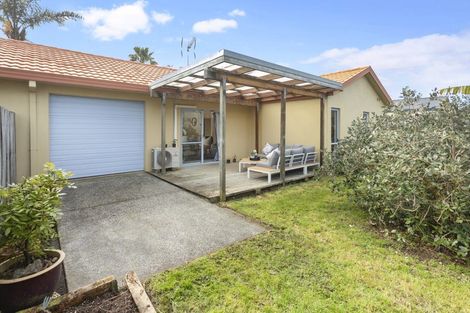 Photo of property in 14 Albizia Avenue, Henderson, Auckland, 0612