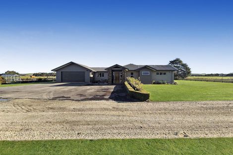 Photo of property in 305 Parsons Road, Weston, Oamaru, 9491
