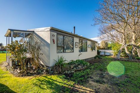 Photo of property in 17 Stopbank Road, Milford, Temuka, 7986
