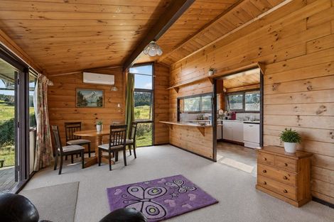 Photo of property in 1514 State Highway 12, Paparoa, Maungaturoto, 0583