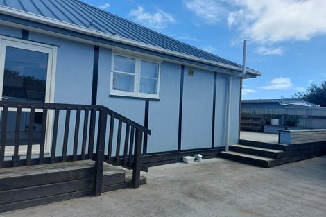 Photo of property in 571a Queen Street East, Levin, 5510