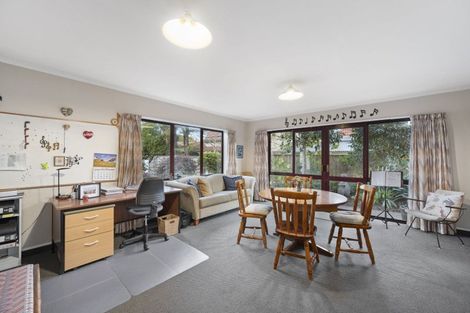 Photo of property in 42 Harvey Street, Waipahihi, Taupo, 3330