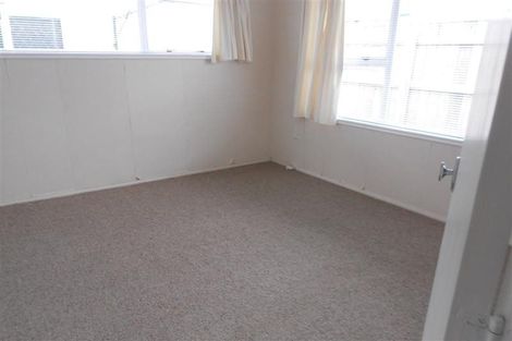 Photo of property in 2/311 Carrington Street, Vogeltown, New Plymouth, 4310