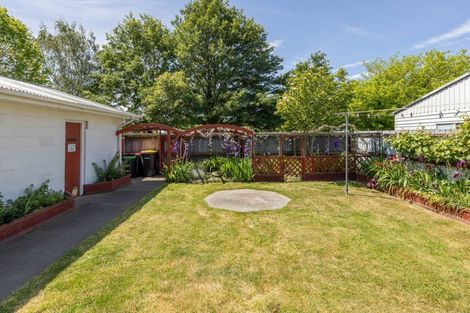 Photo of property in 12 Fairmont Place, Hornby, Christchurch, 8042