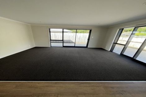 Photo of property in 92 Pakanga Grove, Pyes Pa, Tauranga, 3112