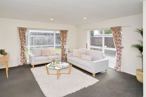 Photo of property in 2/288 Pine Avenue, South New Brighton, Christchurch, 8062