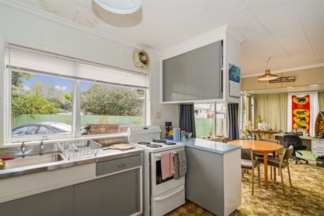 Photo of property in 20 Cook Drive, Whitianga, 3510