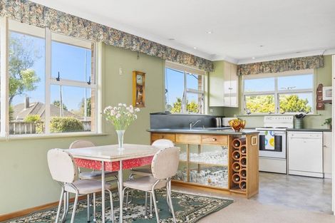 Photo of property in 2 Rimu Street, Gate Pa, Tauranga, 3112