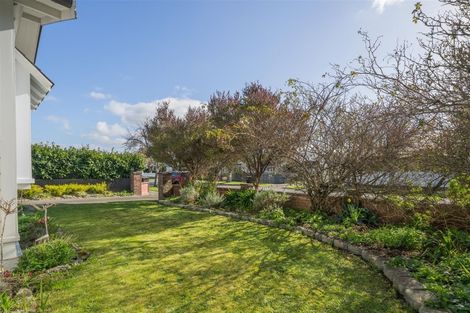 Photo of property in 34 Argyle Avenue, Takaro, Palmerston North, 4410