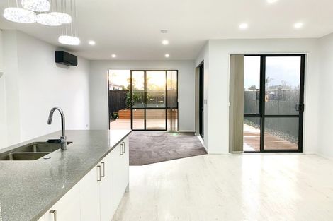 Photo of property in 8 Pihoihoi Place, Hobsonville, Auckland, 0616