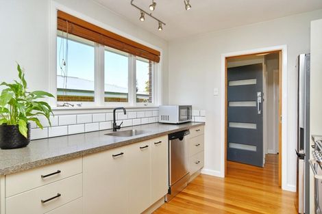 Photo of property in 32 Seddon Street, Rangiora, 7400