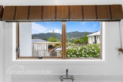 Photo of property in 2/23a Nandana Drive, Glen Eden, Auckland, 0602