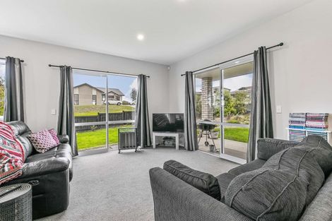 Photo of property in 14 Matau Close, Te Kauwhata, 3710