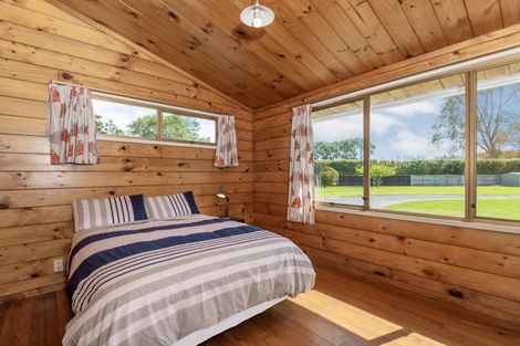 Photo of property in 88 Omaha Flats Road, Tawharanui Peninsula, Warkworth, 0986