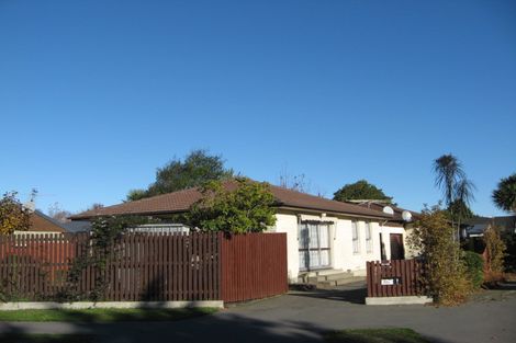 Photo of property in 1/72 Winters Road, Redwood, Christchurch, 8051