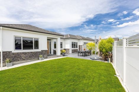 Photo of property in 43 Fairview Place, Havelock North, 4130
