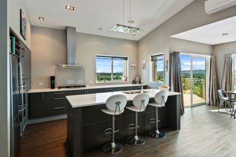 Photo of property in 11 Lucknow Place, Cashmere, Christchurch, 8022