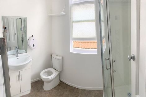 Photo of property in 138 Brougham Street, Mount Victoria, Wellington, 6011