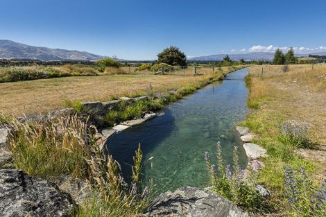 Photo of property in 22 Grayburn Lane, Albert Town, Wanaka, 9382