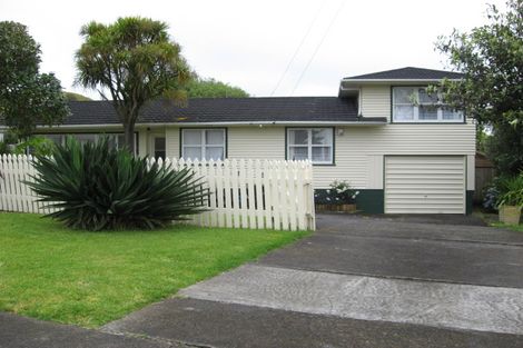 Photo of property in 3 Ridgemount Rise, Mangere Bridge, Auckland, 2022