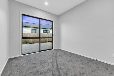Photo of property in 12 Cutfield Lane, Kumeu, 0810