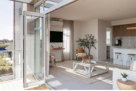 Photo of property in 1 Heaphy Lane, Paerata, 2124