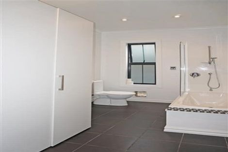 Photo of property in 473 Highgate, Maori Hill, Dunedin, 9010