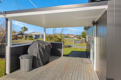 Photo of property in 8a Te Awa Street, Foxton Beach, Foxton, 4815