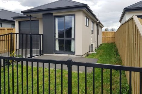 Photo of property in 8 Chrysolite Place, Belfast, Christchurch, 8051