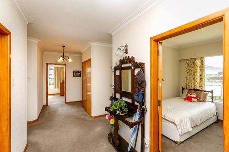 Photo of property in 17 Sanders Avenue, Westown, New Plymouth, 4310