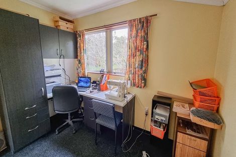 Photo of property in 239 Clyde Street, Balclutha, 9230