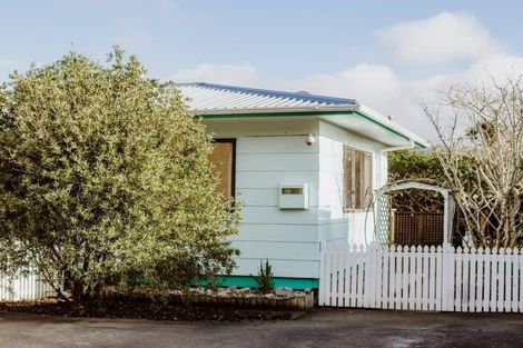 Photo of property in 2/11 Bauchop Road, Waterloo, Lower Hutt, 5011