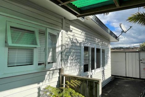 Photo of property in 29 Penton Road, Stanmore Bay, Whangaparaoa, 0932