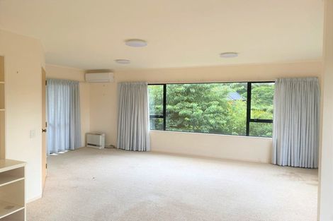 Photo of property in 14 Ellwood Place, Churton Park, Wellington, 6037