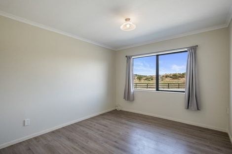 Photo of property in 118 Strathnaver Drive, Waikawa Beach, Levin, 5573