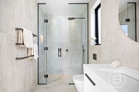 Photo of property in 5 Red Deer Rise, Kelvin Heights, Queenstown, 9300