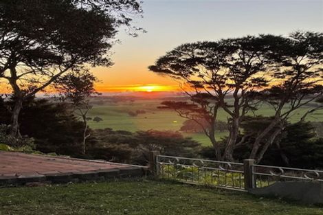 Photo of property in 178 Bald Hill Road, Waiuku, 2681